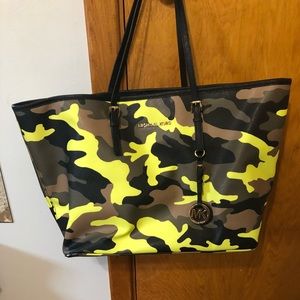 Michael Kors tote